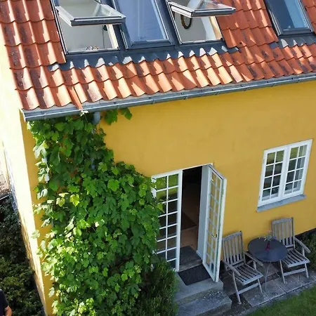 Smuk Med Sundkig Lige Ved Stranden * 斯内克斯坦